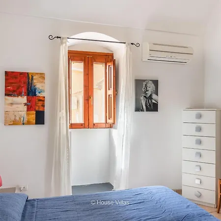 House & - Iblea