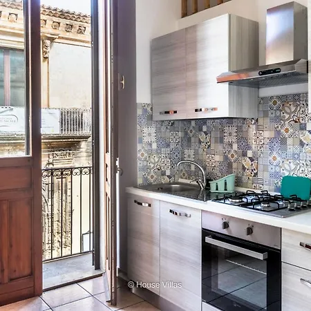 House & - Iblea Apartment *