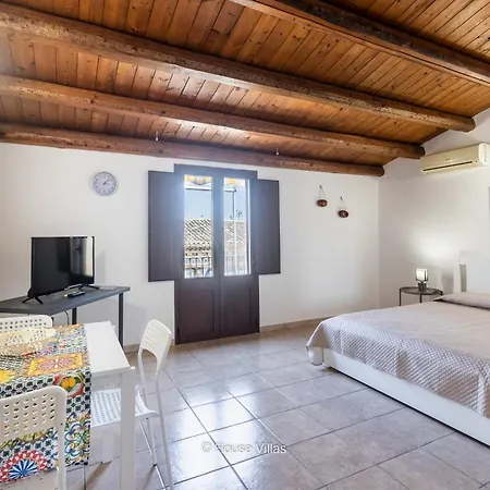 House & - Iblea Apartment Avola
