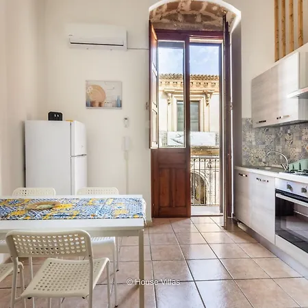 Apartment House & - Iblea *